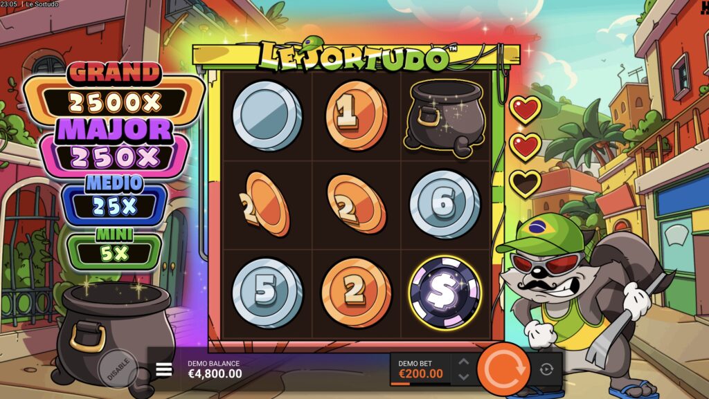 Le Sortudo Hold & Win round showing coins, a Pot of Gold, a jackpot chip and the three-life counter